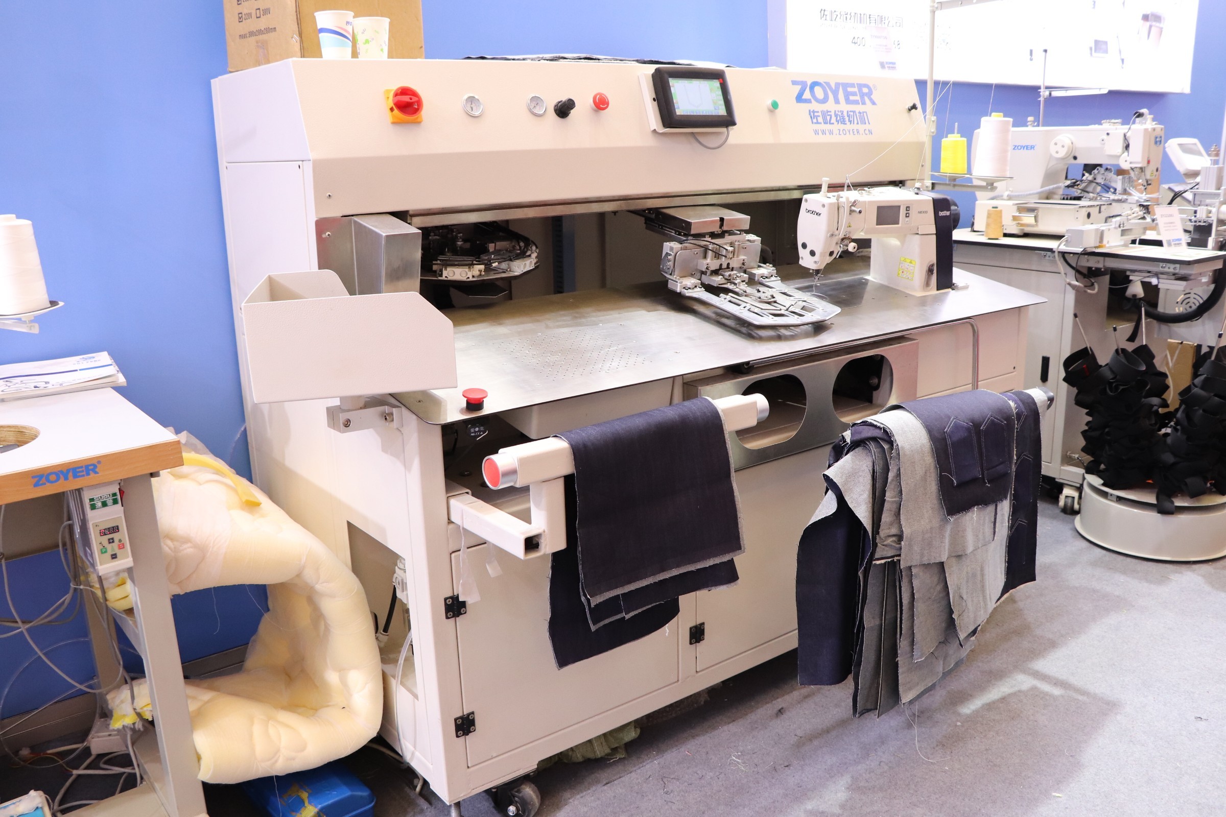 ZY9000TDB 全 自动 数 控 贴袋机 M&aacute;quina autom&aacute;tica de coser de bolsillo CNC -2 -2 -2