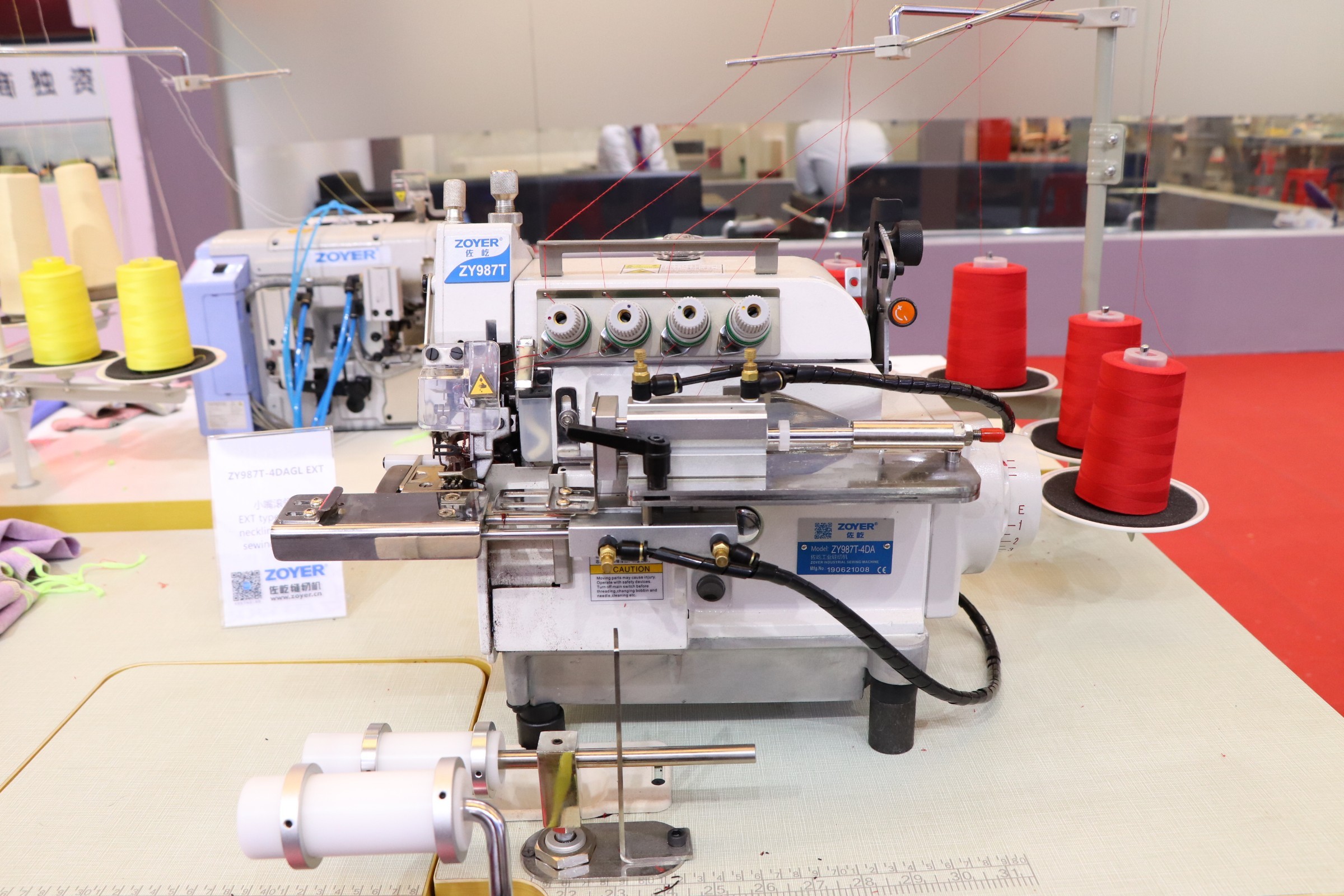 ZY987T-4DAGL EXT 小 嘴滚 领机 EXT TYPE CILLANDER CHILLING M&Aacute;QUINA DE COSTURA -1 - 副 本